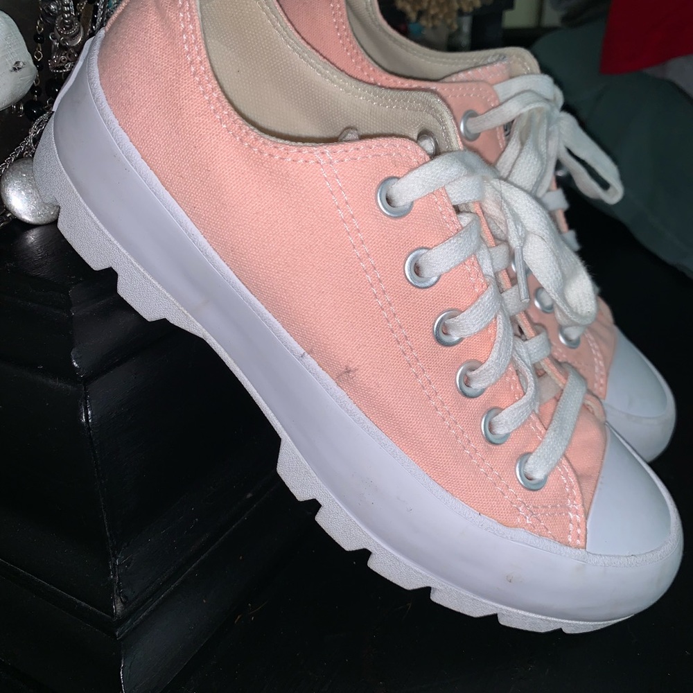 Women’s Pink lugged platform converse 6.5